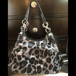 ❤️❤️COACH❤️❤️